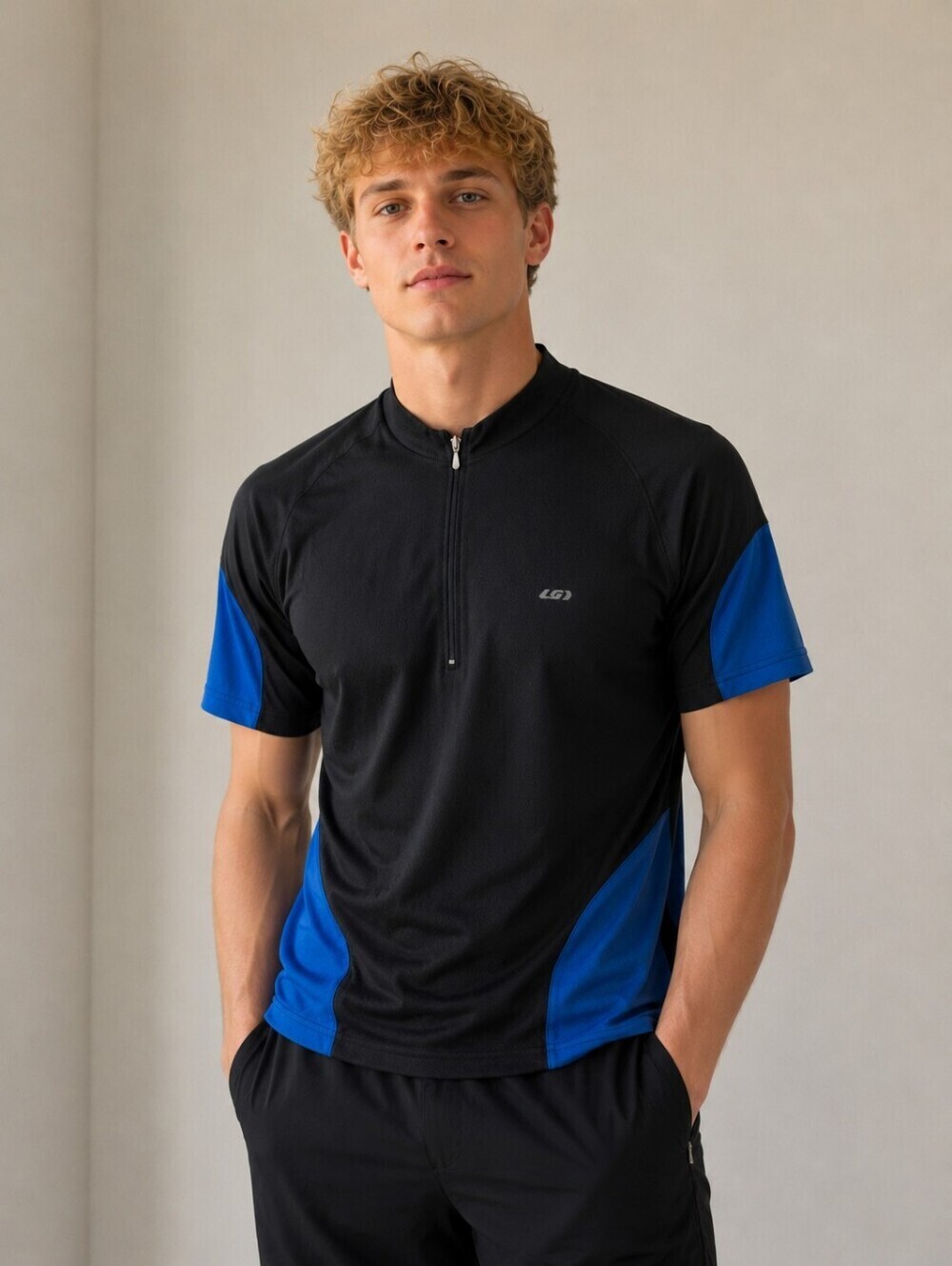 LOUIS GARNEAU BLACK BLUE CYCLING JERSEY SIZE MEDIUM